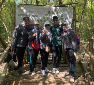 From Green Action to Green Commitment: Mahasiswa 12 Negara Bergerak Bersama untuk Green Campus FEB UPNVJT